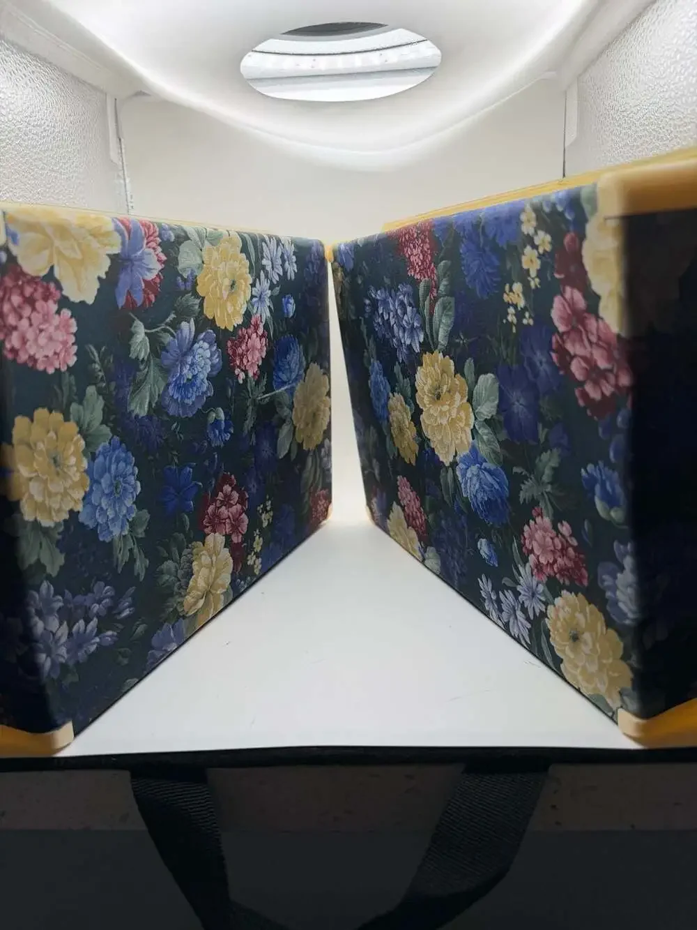2 Vintage Sassaby Floral Makeup Organizer Case